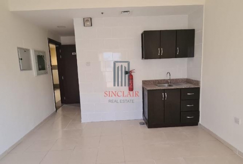 Apartment For Rent In Deira - Dubai - Dubai
