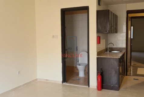 Apartment For Rent In Deira - Dubai - Dubai