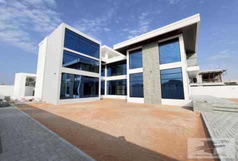 فيلا للإيجار