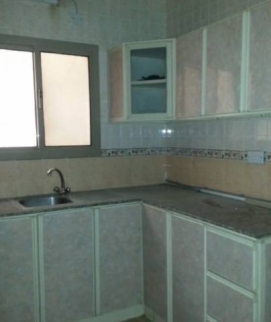 عمارة للإيجار فى العكر - الوسطى