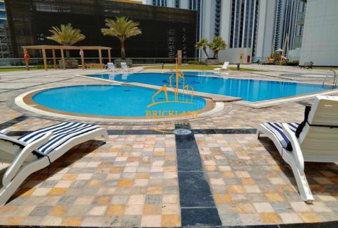 مجمع سكني متكامل للإيجار