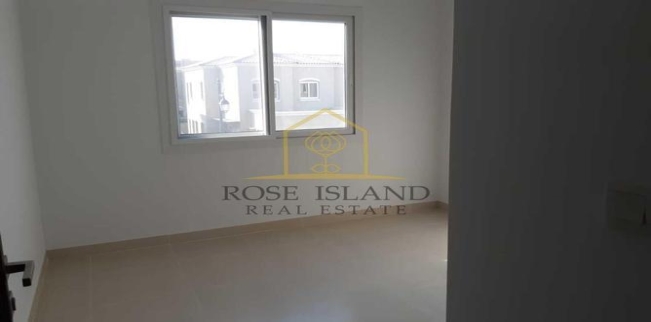 فيلا للإيجار