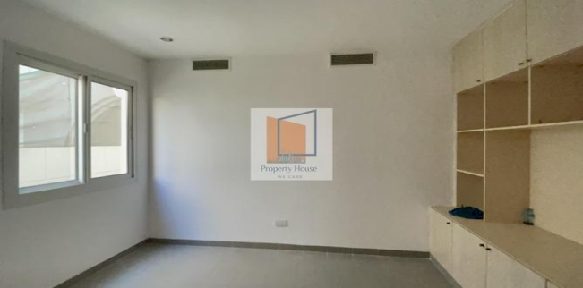 فيلا للإيجار