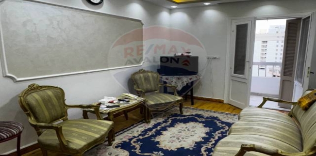 شقة للإيجار فى سموحة - قسم سيدى جابر - الإسكندرية