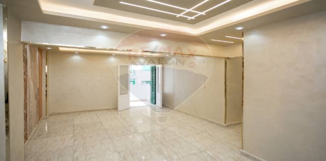 شقة للبيع فى ميامي - قسم المنتزه - الإسكندرية