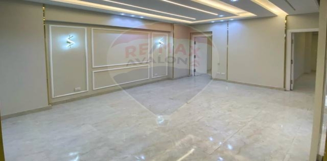 شقة للبيع فى سابا باشا - قسم الرمل - الإسكندرية