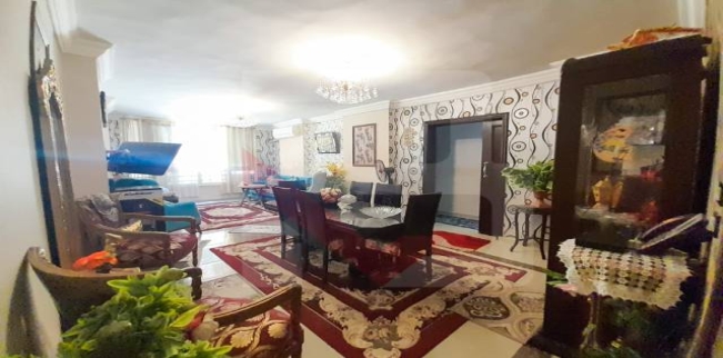 شقة للبيع فى جناكليس - قسم الرمل - الإسكندرية