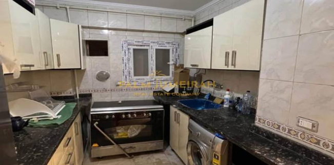 شقة للإيجار فى كامب شيزار - قسم باب شرقي - الإسكندرية