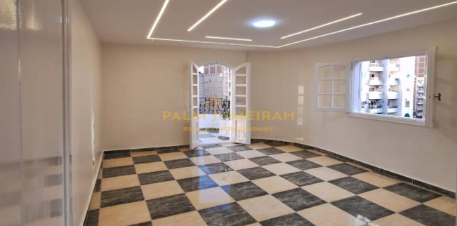 شقة للبيع فى ميامي - قسم المنتزه - الإسكندرية