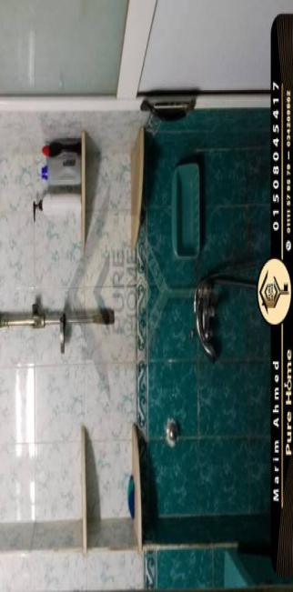 شقة للبيع فى محرم بك - قسم محرم بك - الإسكندرية