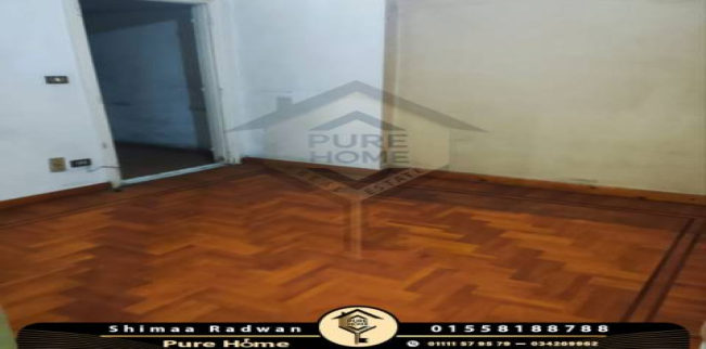 شقة للبيع فى جليم - قسم الرمل - الإسكندرية