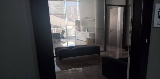 مكتب للإيجار فى بيليك دوزو - إسطنبول